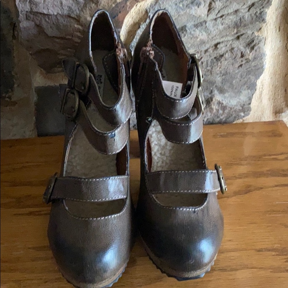 Super Cute and Unique Heels - Must See